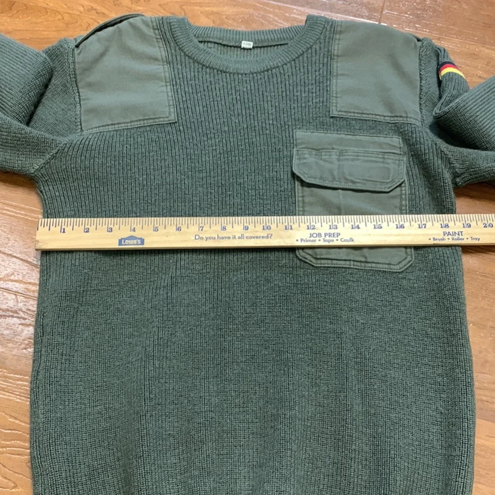 Vintage German Military Men's Olive Green Military-Style Army Wool Knit Sweater